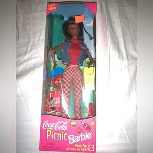 1997 Vintage Coca-Cola Picnic Barbie NIB